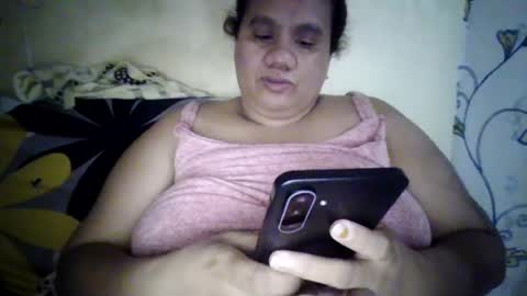 Snapshot of xjuicytits chatting on June 16, 11:51 pm xjuicytits online show from June 16, 11:51 pm