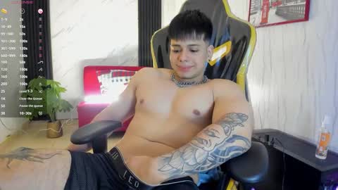 Snapshot of xkevyn chatting on November 9, 12:25 pm online show from November 9, 12:25 pm