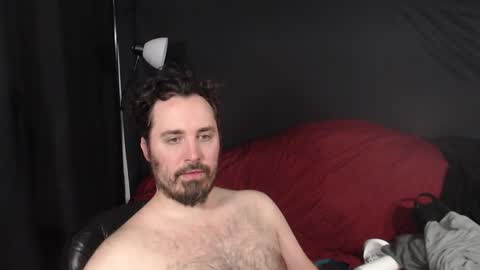 Snapshot of xmetalstudx chatting on December 13, 5:49 am MetalstudMaster online show from December 13, 5:49 am