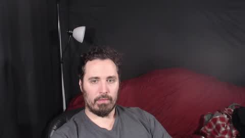 Snapshot of xmetalstudx chatting on December 14, 4:23 am MetalstudMaster online show from December 14, 4:23 am