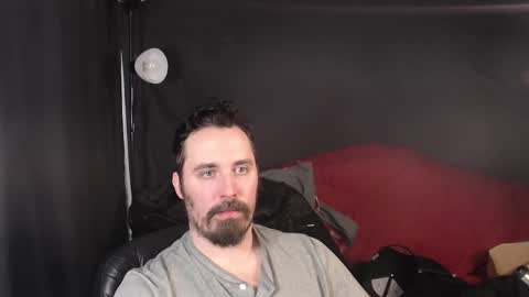 Snapshot of xmetalstudx chatting on February 20, 2:07 am MetalstudMaster online show from February 20, 2:07 am