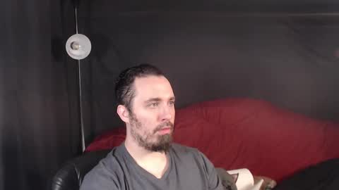 Snapshot of xmetalstudx chatting on February 24, 4:04 pm MetalstudMaster online show from February 24, 4:04 pm