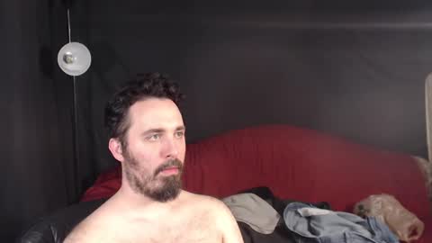 Snapshot of xmetalstudx chatting on March 11, 7:04 am MetalstudMaster online show from March 11, 7:04 am