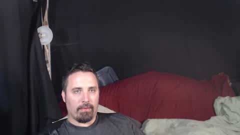 Snapshot of xmetalstudx chatting on October 4, 12:52 am MetalstudMaster online show from October 4, 12:52 am