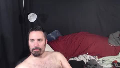 Snapshot of xmetalstudx chatting on October 25, 4:09 am MetalstudMaster online show from October 25, 4:09 am