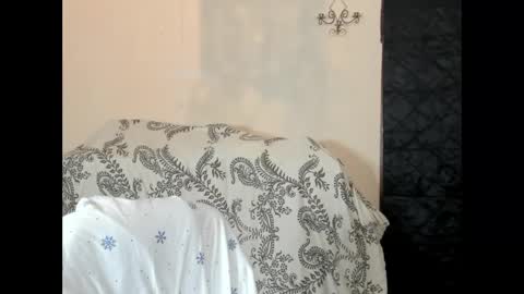 Snapshot of xmetalstudx chatting on November 14, 3:05 am MetalstudMaster online show from November 14, 3:05 am