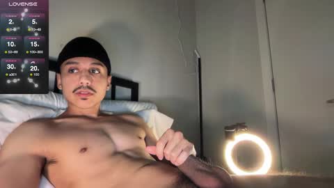 Snapshot of xmomentumx chatting on September 11, 5:57 pm xmomentumx online show from September 11, 5:57 pm