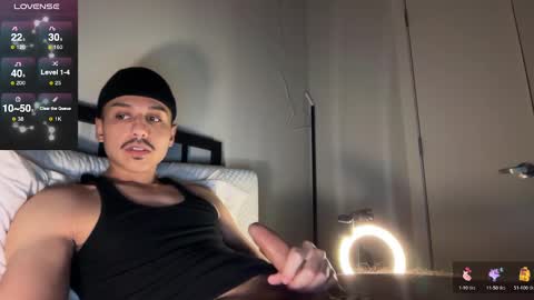 Snapshot of xmomentumx chatting on September 24, 3:54 am xmomentumx online show from September 24, 3:54 am