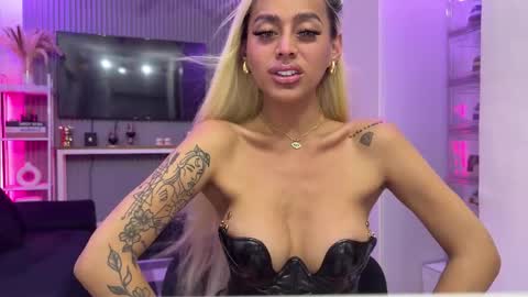 TAMARA MY LOVE online show from November 18, 1:04 pm