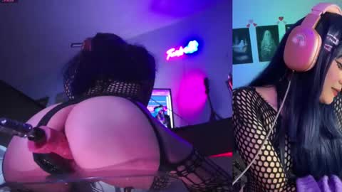 Snapshot of xnixycrow11 chatting on February 9, 4:25 am Nixy Crow online show from February 9, 4:25 am