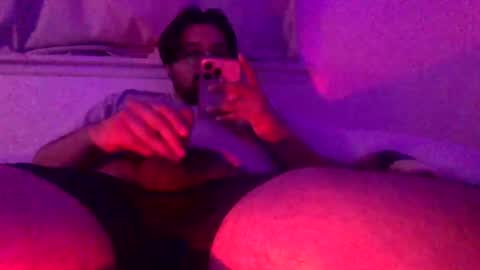 Snapshot of xob3n chatting on October 28, 1:20 am Alejandro FullMoon online show from October 28, 1:20 am