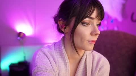 Snapshot of xobondaixo chatting on December 21, 6:09 am Bella Bondai online show from December 21, 6:09 am