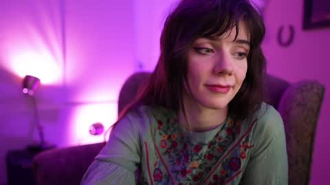 Snapshot of xobondaixo chatting on February 1, 9:43 am Bella Bondai online show from February 1, 9:43 am