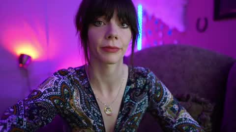 Snapshot of xobondaixo chatting on February 9, 6:01 am Bella Bondai online show from February 9, 6:01 am