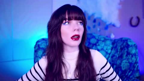 Snapshot of xobondaixo chatting on September 21, 8:27 am Bella Bondai online show from September 21, 8:27 am