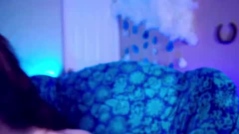 Snapshot of xobondaixo chatting on September 24, 3:43 am Bella Bondai online show from September 24, 3:43 am