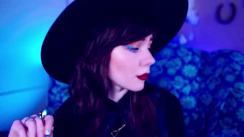 Snapshot of xobondaixo chatting on October 27, 5:44 am Bella Bondai online show from October 27, 5:44 am