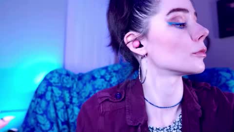 Bella Bondai online show from February 22, 7:40 am