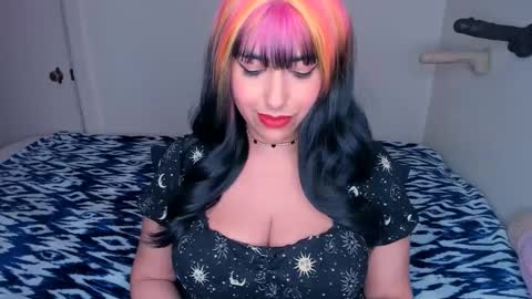 Rae  online show from February 27, 4:41 am