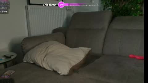 Snapshot of xoxo_cherry1 chatting on January 6, 5:33 am Cherry online show from January 6, 5:33 am