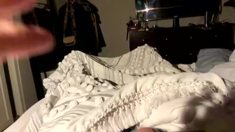 xoxowtf online show from December 31, 3:20 pm