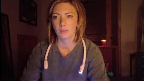 Snapshot of xpbunni chatting on September 9, 12:43 am xpbunni online show from September 9, 12:43 am