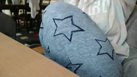 Snapshot of xpeep_show chatting on December 15, 11:09 pm Heavenly Star online show from December 15, 11:09 pm