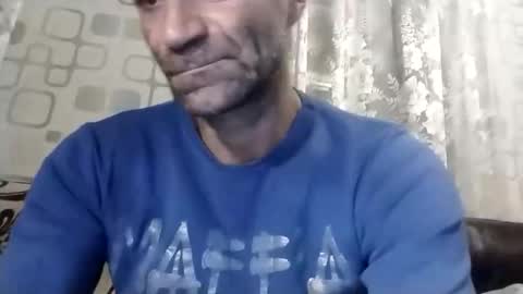 Snapshot of xploid1982 chatting on November 15, 9:54 pm xploid1982 online show from November 15, 9:54 pm