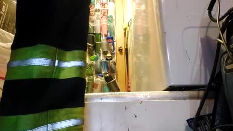 Snapshot of xploringus1 chatting on November 1, 5:48 pm Xploringus online show from November 1, 5:48 pm