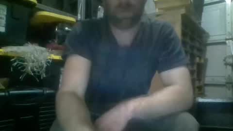 Snapshot of xploringus1 chatting on November 10, 11:42 am Xploringus online show from November 10, 11:42 am