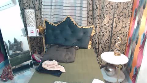 address me as QUEEN  NINA  A Little Bit  of ANGELIC FACE with a Wild Demonic Side online show from January 18, 2:03 am