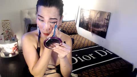 Snapshot of xqueenyasiandomcumx chatting on March 6, 11:01 pm address me as QUEEN NINA A Little Bit of ANGELIC FACE with a Wild Demonic Side online show from March 6, 11:01 pm