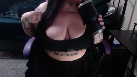 Snapshot of xrileyschembri chatting on February 18, 3:10 am xorileyschembri online show from February 18, 3:10 am