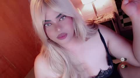 xsabbylicious69 online show from July 18, 2:27 am