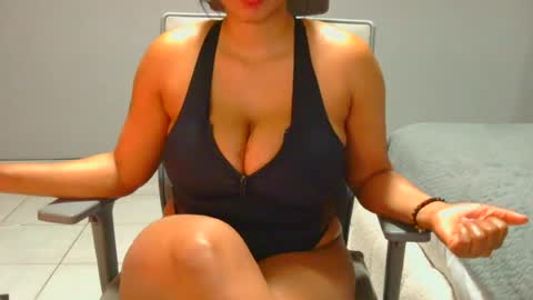 spykeXtee online show from June 20, 5:16 pm