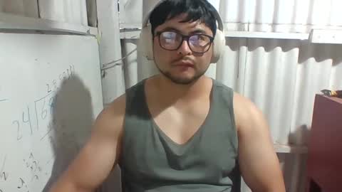 Snapshot of xstudiobog_90 chatting on September 30, 5:18 pm xstudiobog_90 online show from September 30, 5:18 pm