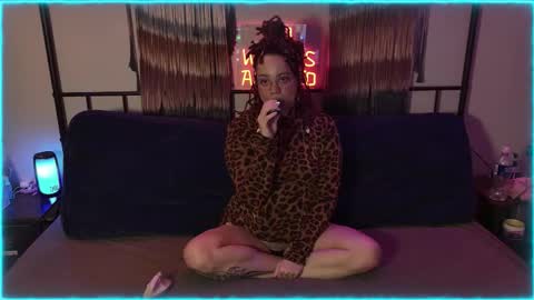 xTinaSnowx online show from March 10, 10:15 pm