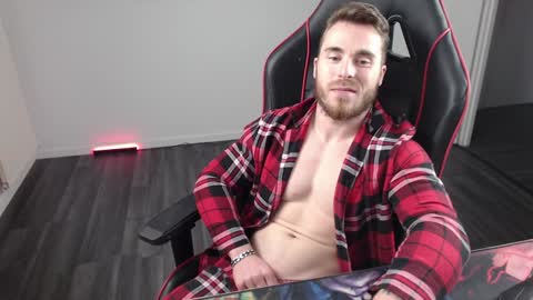 Snapshot of xtrakil chatting on December 27, 7:35 pm xtrakil online show from December 27, 7:35 pm