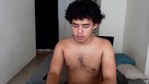 Snapshot of xtranherr chatting on December 11, 2:41 am xtranherr online show from December 11, 2:41 am