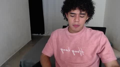 Snapshot of xtranherr chatting on January 3, 2:54 am xtranherr online show from January 3, 2:54 am