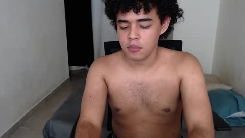 Snapshot of xtranherr chatting on January 8, 1:00 am xtranherr online show from January 8, 1:00 am