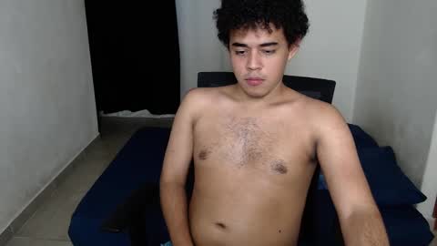 Snapshot of xtranherr chatting on March 2, 1:36 am xtranherr online show from March 2, 1:36 am