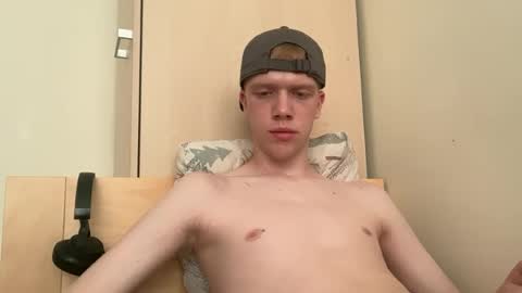 Snapshot of xtraxxlucas chatting on June 21, 5:37 pm xtraxxlucas online show from June 21, 5:37 pm