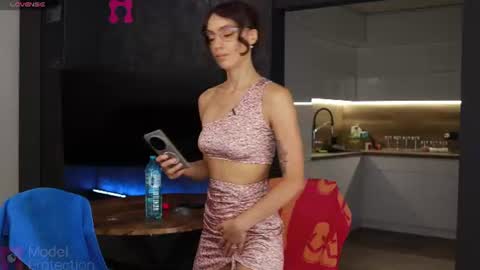 Snapshot of xwithy chatting on August 4, 11:24 am FrancyStepmom and YStepson INTERESTED IN A GIRL-GIRL COLLABORATION TEXT ME HERE or INSTAGRAM online show from August 4, 11:24 am