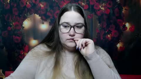 Snapshot of xx_daniella_xx chatting on February 13, 7:35 am xx daniella xx online show from February 13, 7:35 am