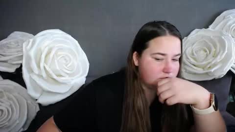 Snapshot of xx_daniella_xx chatting on September 17, 8:05 am xx daniella xx online show from September 17, 8:05 am