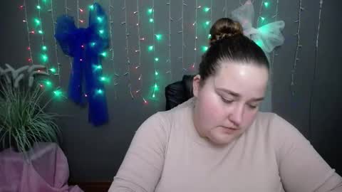 Snapshot of xx_daniella_xx chatting on December 4, 7:39 am xx daniella xx online show from December 4, 7:39 am