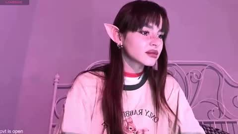 Lily online show from December 16, 10:37 pm