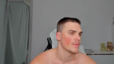 raul online show from November 30, 7:34 am