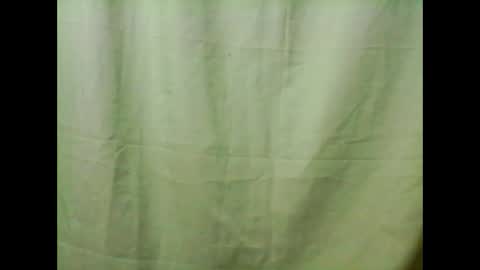 Snapshot of xx_winwin_xx chatting on February 23, 7:44 am Mariel online show from February 23, 7:44 am